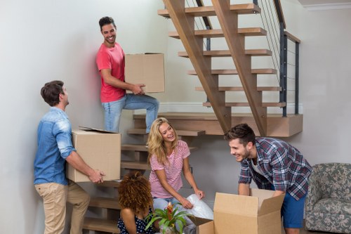 Professional moving help for a residential or business job in Aperfield